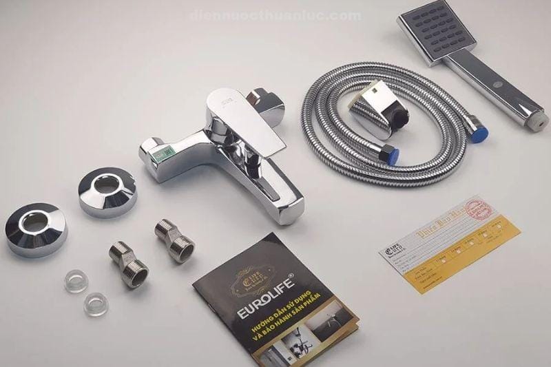 bo-san-pham-day-du-bao-gom-cu-sen-nong-lanh-el-jas01-eurolife