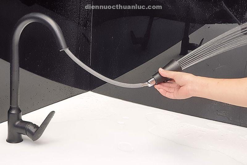 dau-voi-linh-hoat-voi-rua-chen-nong-lanh-day-keo-el-km06-eurolife