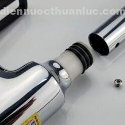 Ổ bi quay ở cổ ống vòi rửa chén nóng lạnh EL-KM13 Eurolife