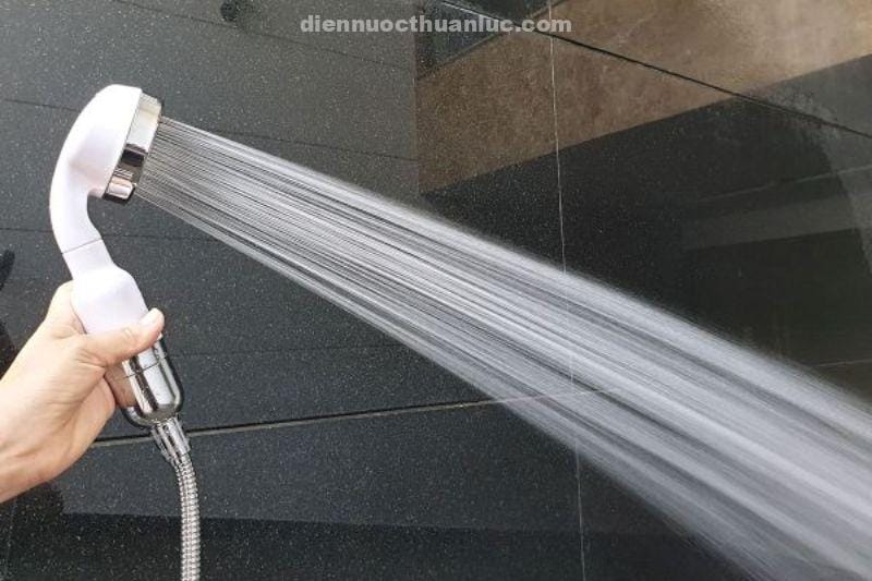 anh-thuc-te-bo-tay-sen-tam-el-109sh-eurolife-1 Ảnh lắp đặt thực tế bộ tay sen tắm EL-109SH Eurolife