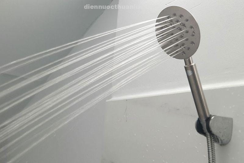 anh-thuc-te-bo-tay-sen-tam-el-110sh-eurolife-1 Ảnh thực tế lắp đặt bộ tay sen tắm EL-110SH Eurolife