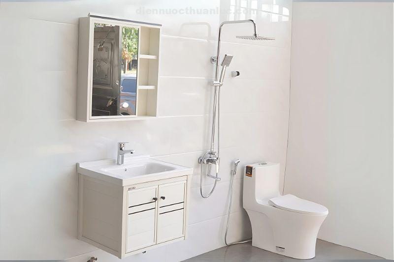 anh-thuc-te-bon-cau-1-khoi-su-nano-el-bc262-eurolife-2 (2) Thực tế lắp đặt bồn cầu 1 khối sứ Nano EL-BC262 Eurolife