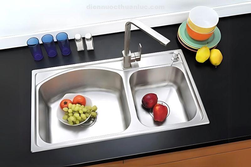 anh-thuc-te-chau-rua-chen-inox-el-c8145-eurolife-2 Thực tế lắp đặt chậu rửa chén Inox 810x450x230 EL-C8145 Eurolife