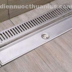 Ảnh thực tế Hố ga 10x60cm chống hôi INOX 304 EL-HG1060/HG 19 Eurolife