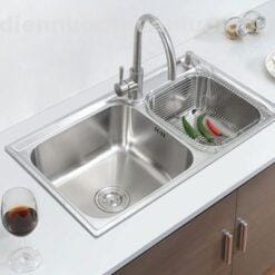 Rổ gác chậu rửa chén inox 920mm EL-R92 Eurolife được lắp đặt thực tế