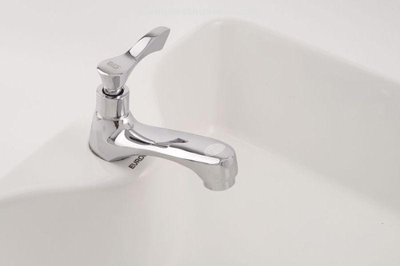 Ảnh lắp đặt thực tế vòi Lavabo lạnh EL-LL116 Eurolife