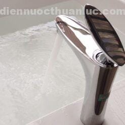 Vòi Lavabo nóng lạnh EL-CAM02 Eurolife được lắp đặt thực tế
