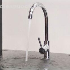 Thực tế lắp đặt vòi rửa chén nóng lạnh cần xoay 360 độ EL-KM01 Eurolife