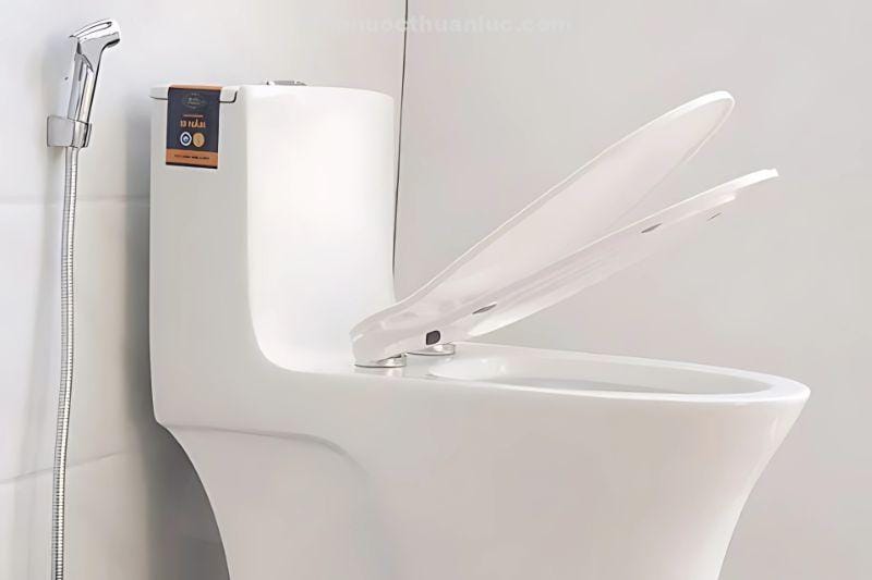 bon-cau-1-khoi-su-nano-el-bc262-eurolife-voi-nap-dong-em-ai Bồn cầu 1 khối sứ Nano EL-BC262 Eurolife với nắp đóng êm ái