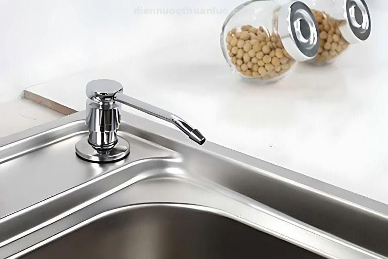 chau-rua-chen-inox-el-c8145-eurolife-tich-hop-lo-cho-gan-binh-rua-chen-hoac-voi-nuoc Chậu rửa chén Inox 810x450x230 EL-C8145 Eurolife tích hợp lỗ chờ đê gắn bình rửa chén hoặc vòi nước