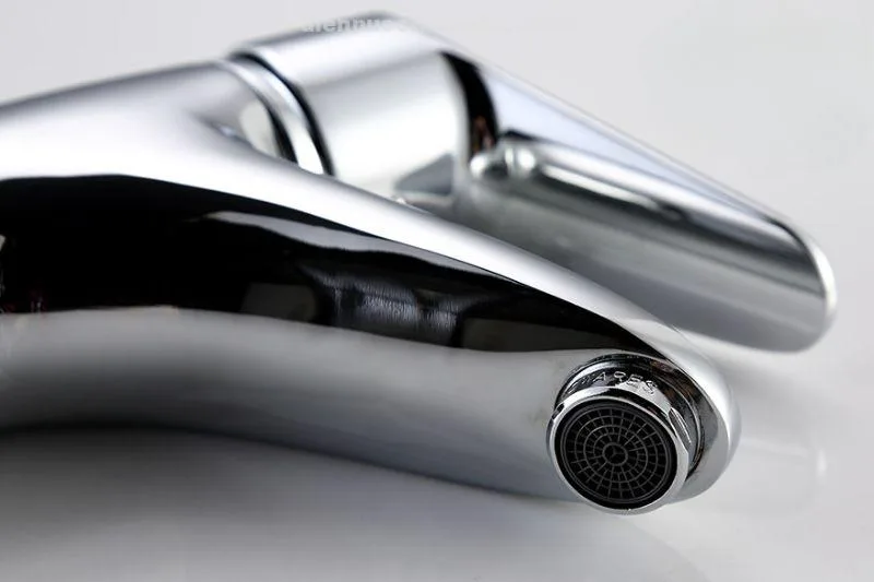 Đầu vòi Lavabo nóng lạnh EL-LOT 02 Eurolife với công nghệ tạo bọt dòng chảy