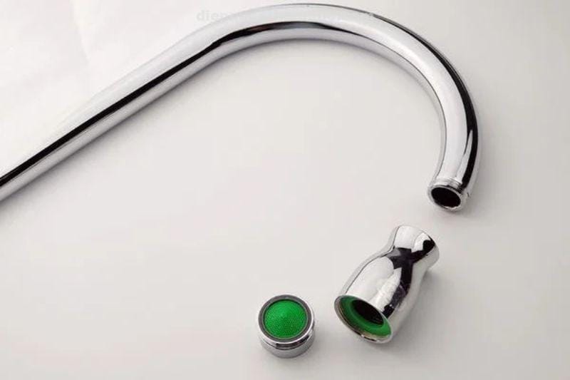 dau-voi-rua-chen-lanh-el-rc06-eurolife-co-the-thao-roi Đầu vòi rửa chén lạnh EL-RC06 Eurolife có thể tháo rời để vệ sinh