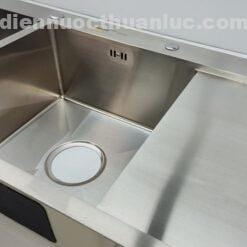 Đáy Chậu rửa chén inox EL-HM12050 Eurolife thiết ké dốc tránh đọng nước