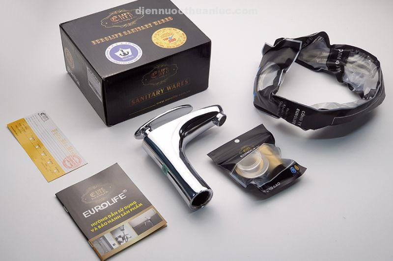 dong-goi-san-pham-voi-lavabo-nong-lanh-el-cam02-eurolife Đóng gói sản phẩm vòi Lavabo nóng lạnh EL-CAM02 Eurolife
