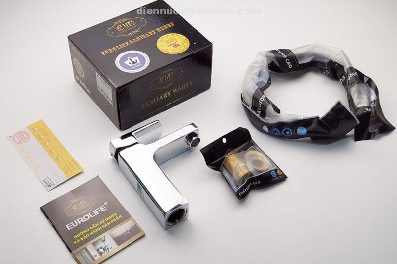 dong-goi-san-pham-voi-lavabo-nong-lanh-el-daisy-02-eurolife Đóng gói sản phẩm vòi Lavabo nóng lạnh EL-DAISY 02 Eurolife