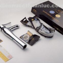 Đóng gói sản phẩm vòi Lavabo nóng lạnh cao 30cm EL-D19 Eurolife