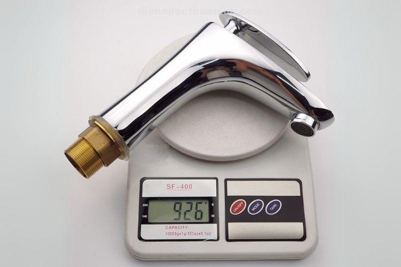 khoi-luong-thuc-te-voi-lavabo-nong-lanh-el-cam02-eurolife