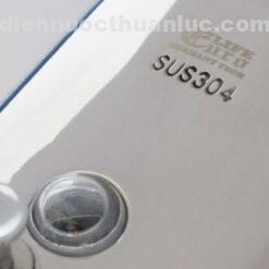 Mắt theo dõi lượng xà phòng của bình xịt nước rửa tay Inox SUS 304 treo tường EL-BX26 Eurolife