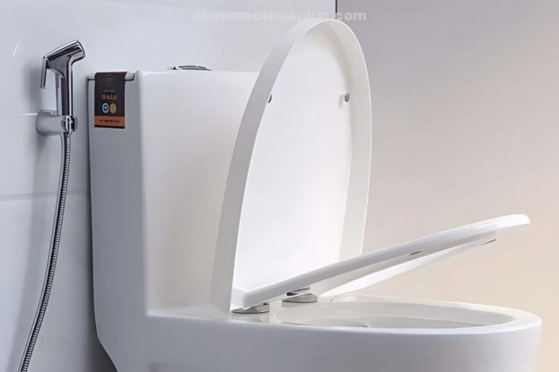 nap-dong-em-ai-bon-cau-1-khoi-su-nano-el-bc218-eurolife Nắp đóng êm ái bồn cầu 1 khối sứ Nano EL-BC218 Eurolife