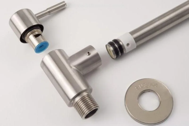 Ống quay vòi rửa chén lạnh âm tường Inox 304 EL-RC08 Eurolife