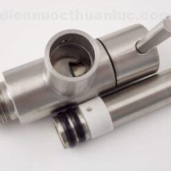 Ống quay vòi rửa chén lạnh âm tường Inox 304 EL-RC08 Eurolife với 2 tầng rong cao su chống rỉ