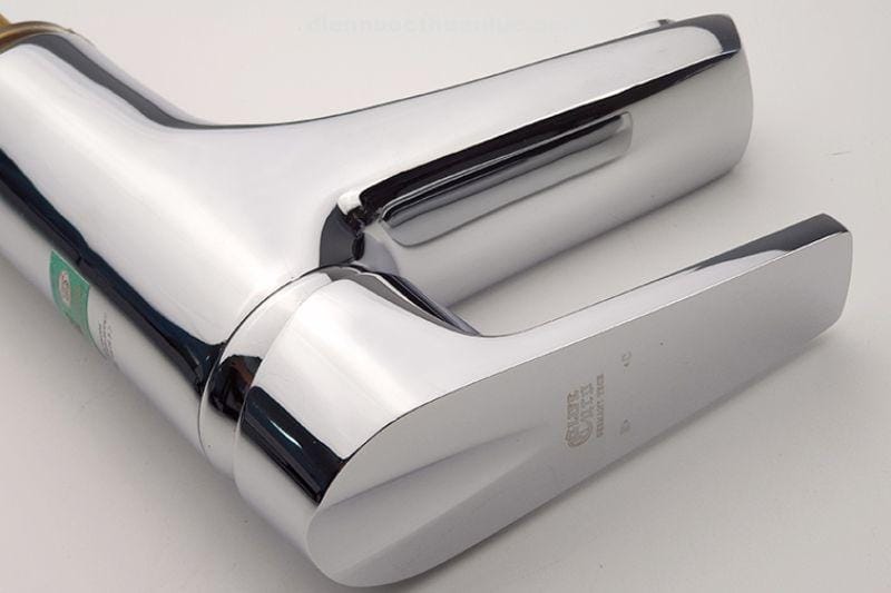 tay-cam-voi-lavabo-nong-lanh-el-iris-02-eurolife-chac-chan Tay cầm vòi Lavabo nóng lạnh EL-IRIS 02 Eurolife