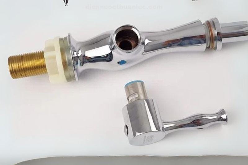 than-voi-rua-chen-lanh-el-rc03-eurolife Thân vòi rửa chén lạnh EL-RC03 Eurolife