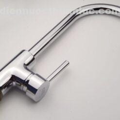 Vòi rửa chén nóng lạnh cần xoay 360 độ EL-KM01 Eurolife mạ Chrome sáng bóng