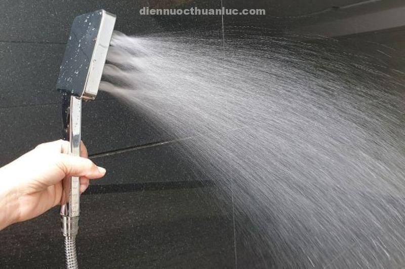 anh-thuc-te-bo-tay-sen-tam-el-121sh-eurolife Ảnh thực tế bộ tay sen tắm EL-121SH Eurolife