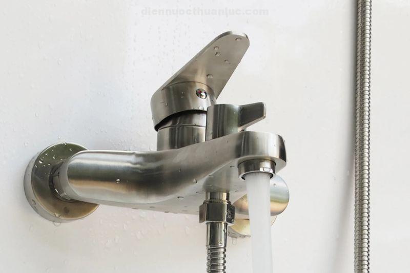 anh-thuc-te-cu-sen-nong-lanh-el-laven-01-eurolife Ảnh thực tế Củ sen nóng lạnh EL-LAVEN 01 Eurolife