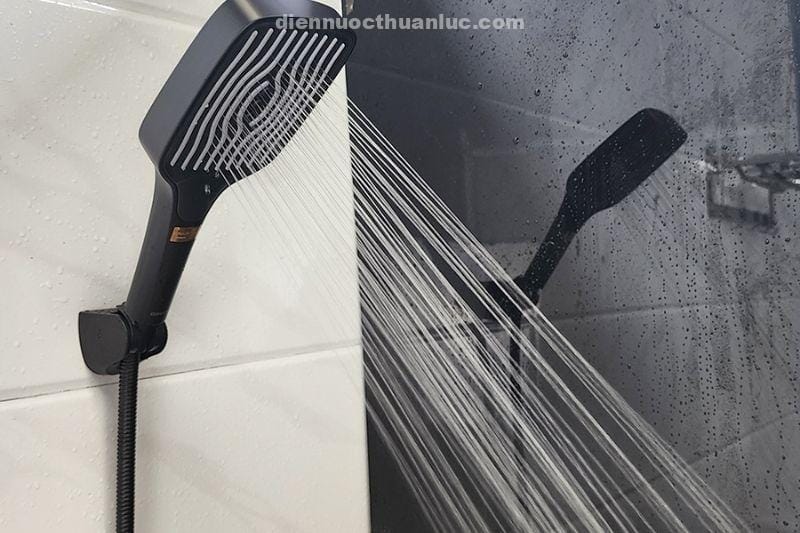 che-do-phun-ap-mat-trong-bo-tay-sen-tam-el-125sh-d-eurolife Chế độ phun áp mặt trong của bộ tay sen tắm EL-125SH-D Eurolife