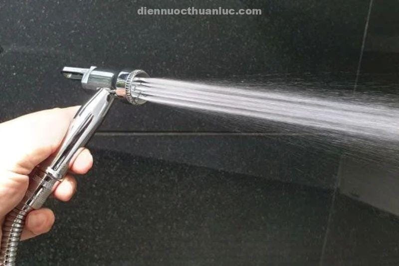 voi-xit-ap-luc-cao-bo-voi-xit-ve-sinh-el-x06-eurolife Vòi xịt áp lực cao bộ vòi xịt vệ sinh EL-X06 Eurolife